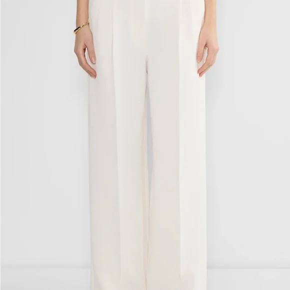 Aritzia Effortless Pant in size 2 - Picture 4 of 10